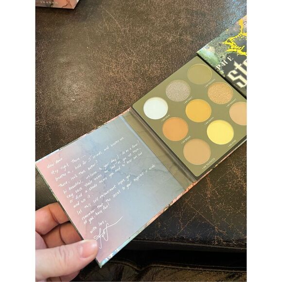 Morphe Ashley strong affirmation magic artistry palette - Picture 6 of 7